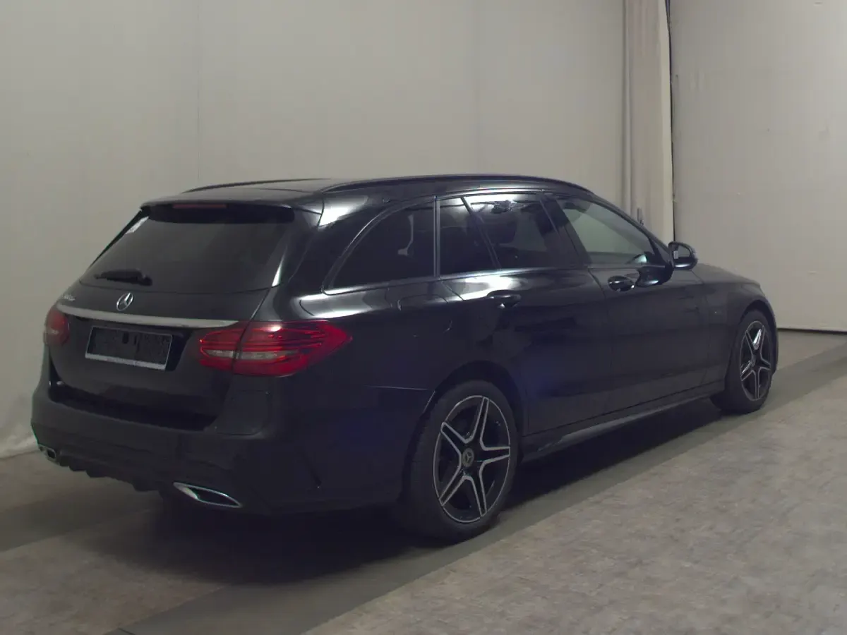 Gebraucht Mercedes C300 AMG line 194 PS (142 kW) 2021 Schwarz