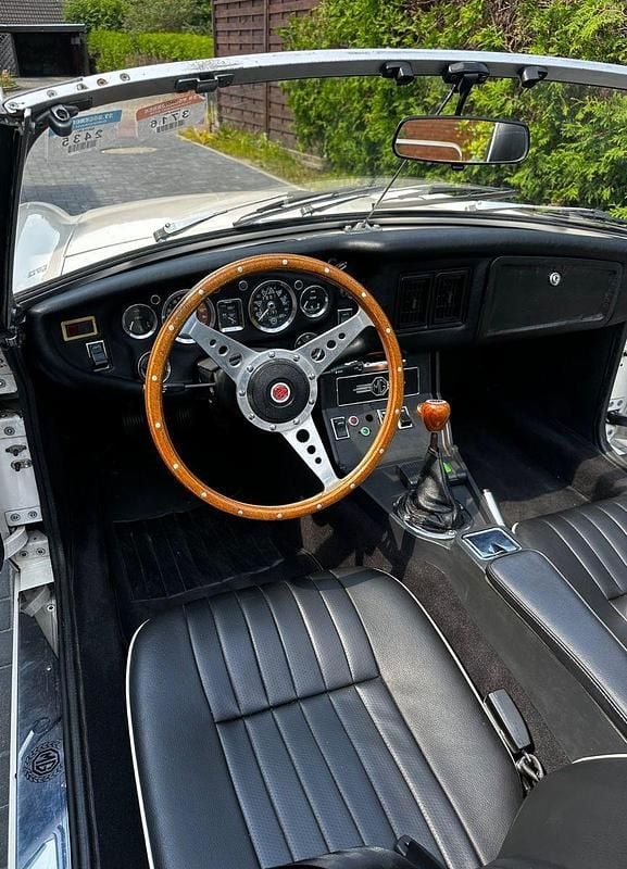Gebraucht MG B 95 PS (69 kW) 1973 Weiß Cabrio