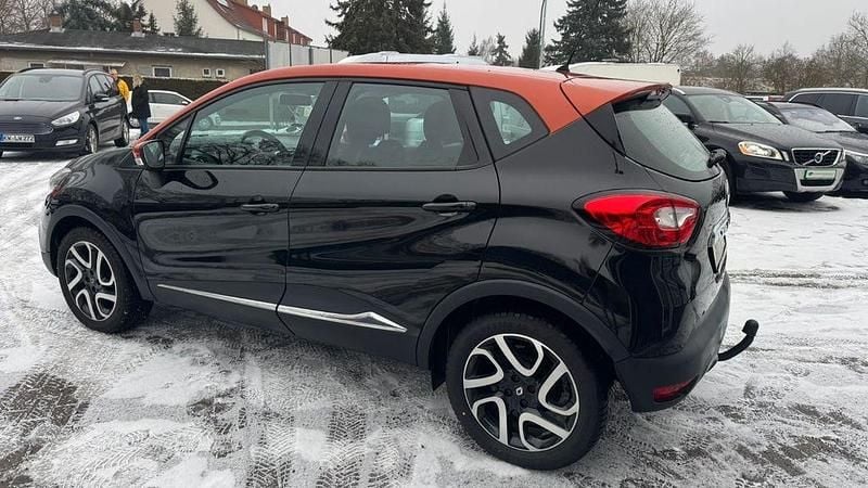 Gebraucht Renault Captur Luxe 90 PS (66 kW) 2014 Orange SUV