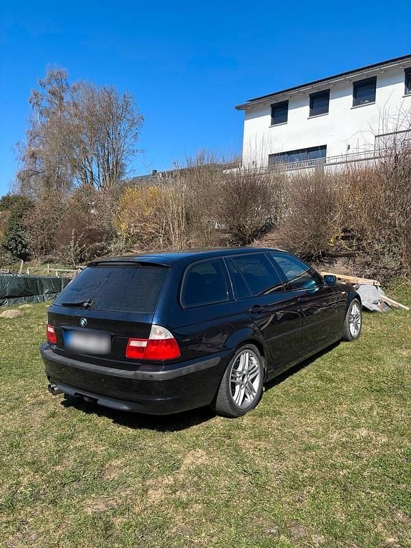 Gebraucht BMW 325 192 PS (141 kW) 2004 Kombi
