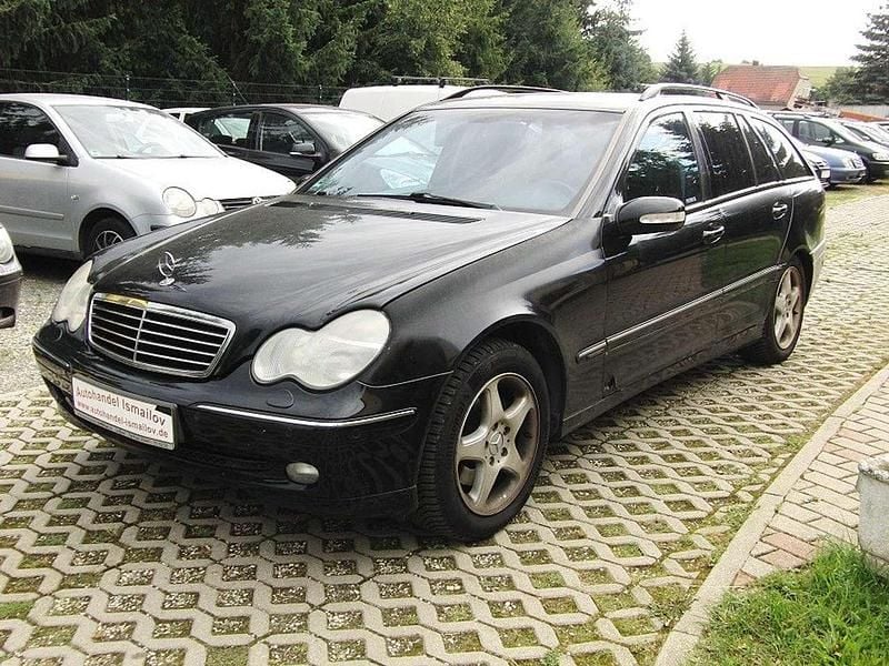 Schwarz Gebraucht 2001 Mercedes C240 Avantgarde Kombi | 3.600 € (Fairer Preis) - Bild 1/4