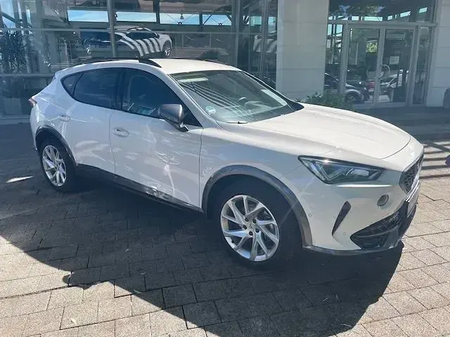 Używany Cupra Formentor 204 KM (150 kW) 2023 Biały SUV