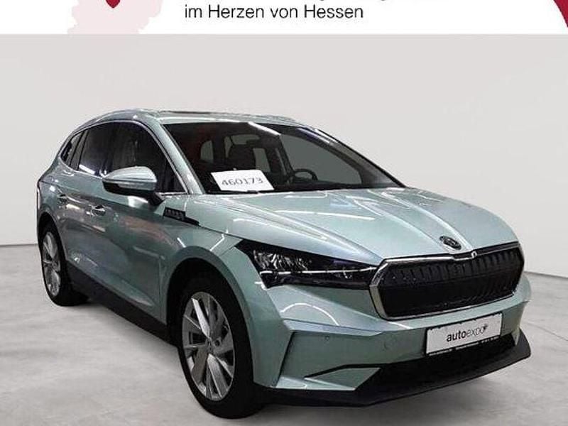 Arcticsilber metallic Gebraucht 2021 Skoda Enyaq iV SUV | 27.489 € (Superpreis) - Bild 1/4