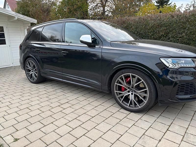 Schwarz Gebraucht 2020 Audi SQ7 S-Line SUV | 64.850 € (Fairer Preis) - Bild 1/1