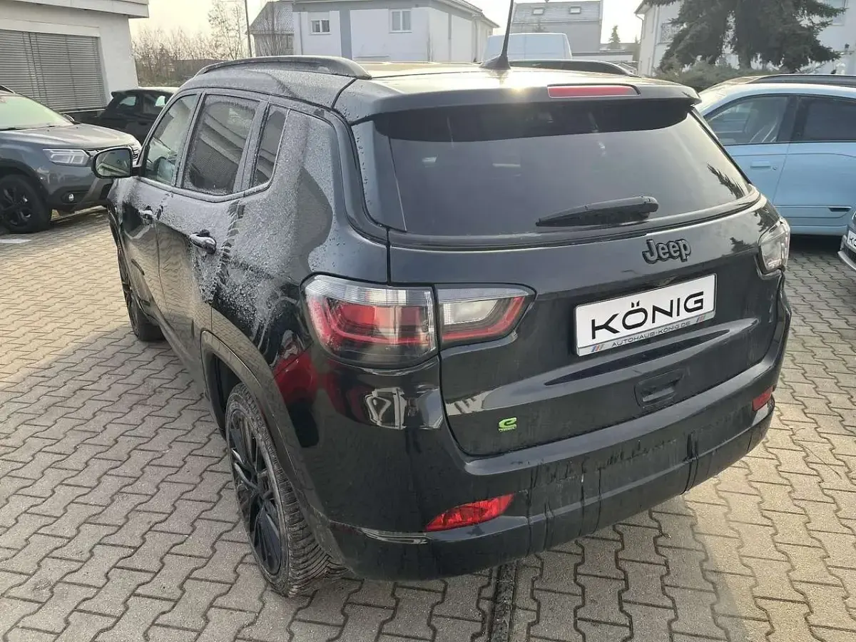 Usata Jeep Compass 131 CV (96 kW) 2023 Nero SUV