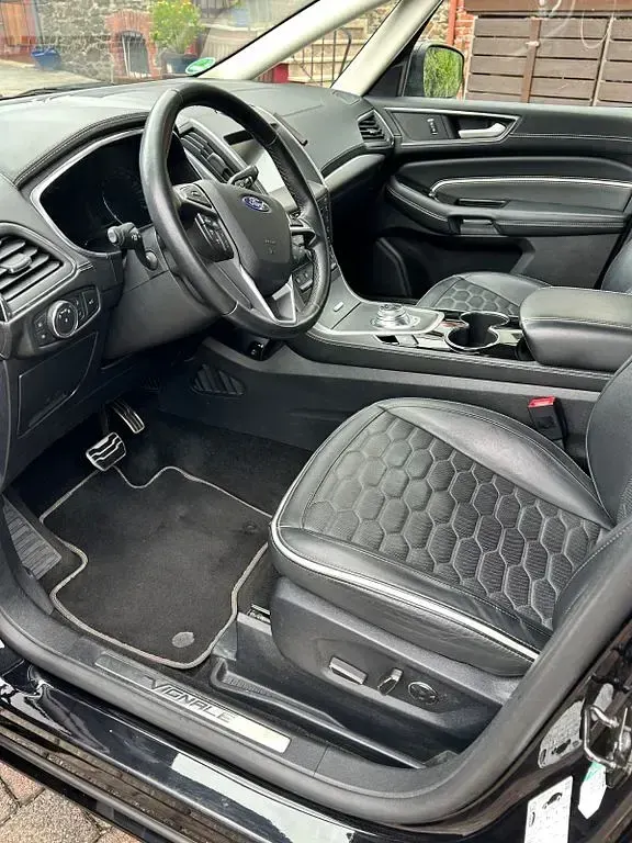 Gebraucht Ford S-MAX Vignale 190 PS (139 kW) 2021 Schwarz Van / Kleinbus