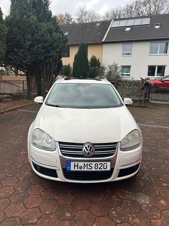 Weiß Gebraucht 2008 VW Golf VI Comfortline Kombi | 2.500 € (Superpreis) - Bild 1/4