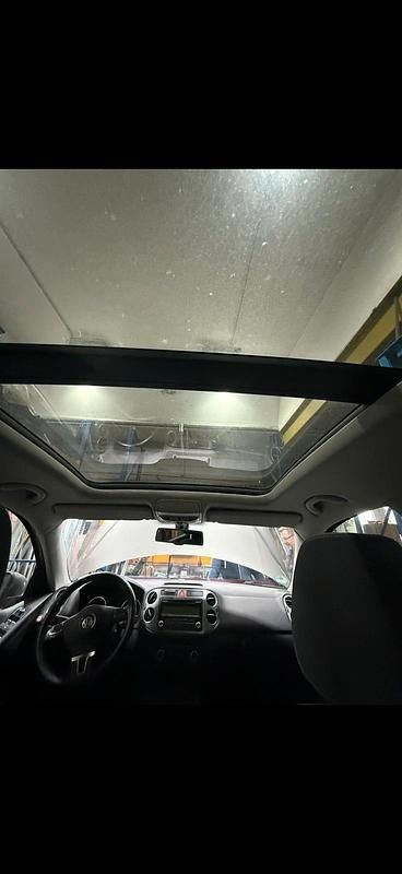 Gebraucht VW Tiguan 140 PS (102 kW) 2011 Grau SUV