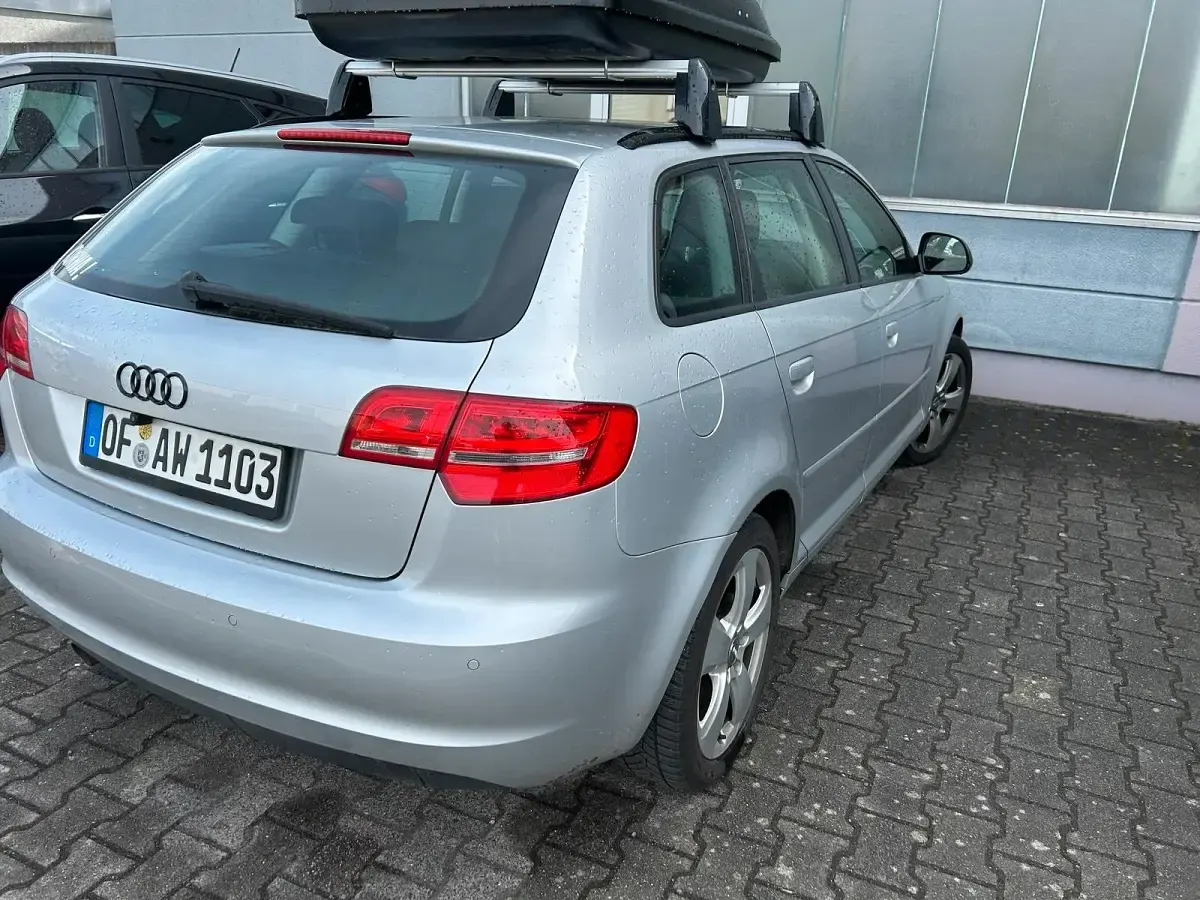 Używany Audi A3 140 KM (102 kW) 2010 Srebrny Hatchback
