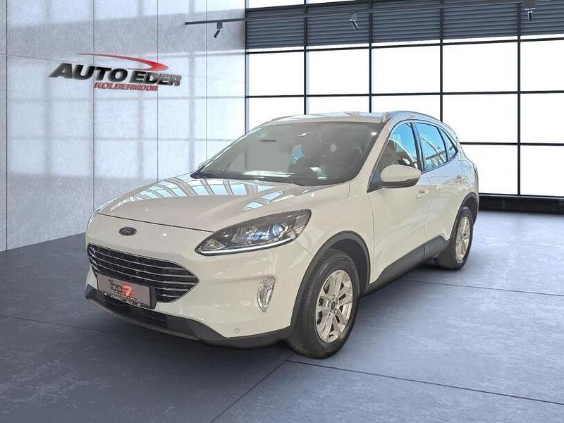 Gebraucht Ford Kuga Titanium 150 PS (110 kW) 2021 Frostweiß SUV