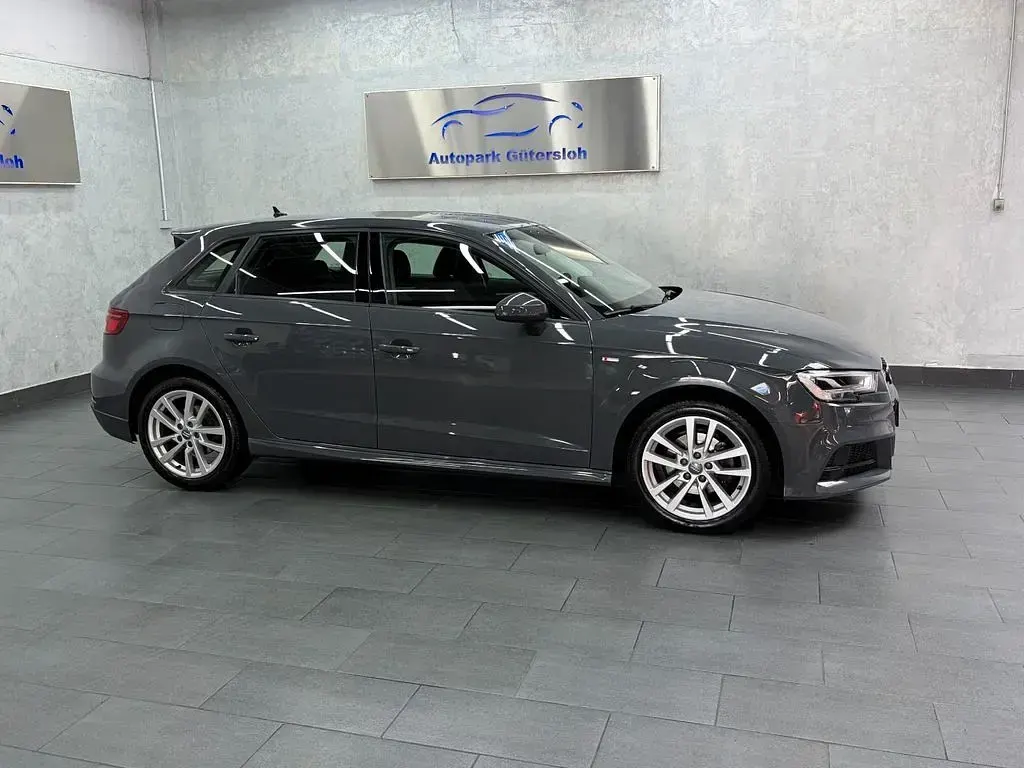 Gebraucht Audi A3 S-Line 150 PS (110 kW) 2020 Grau Limousine