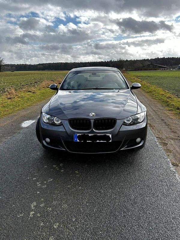 Gebraucht BMW 320 M Sport 170 PS (125 kW) 2008 Schwarz Coupé