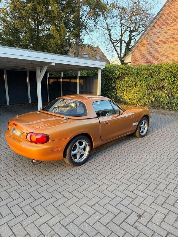 Second-hand Mazda MX5 110 CP (80 kW) 1999 Auriu Cabrio