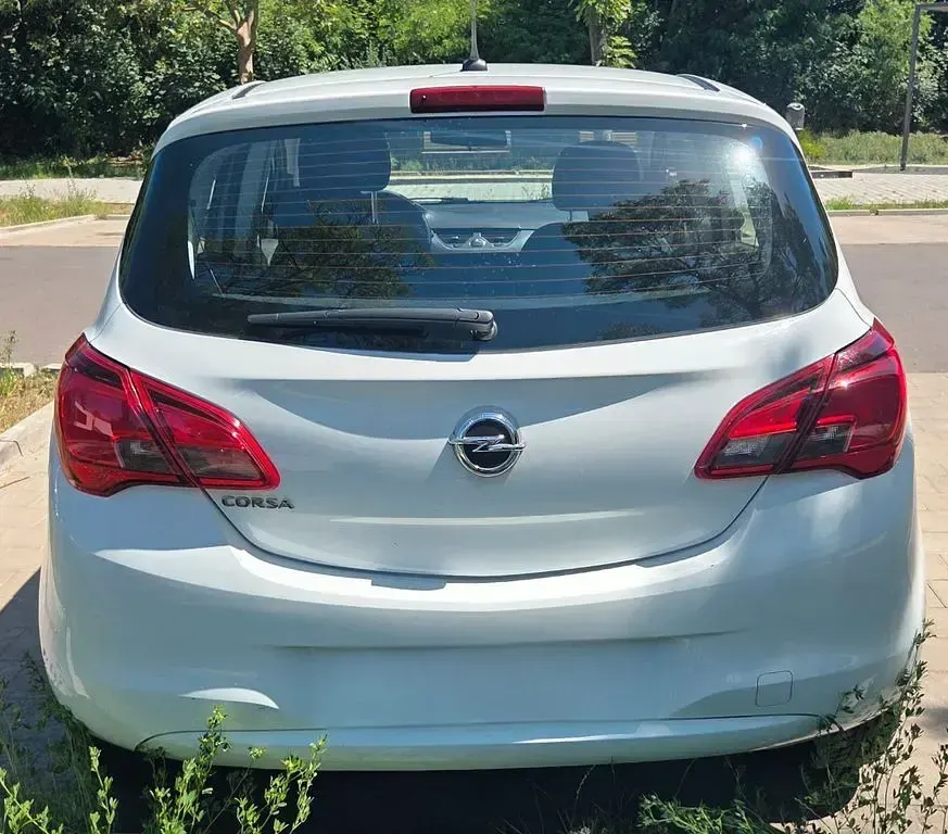 Gebraucht Opel Corsa 69 PS (50 kW) 2018 Weiß Kleinwagen