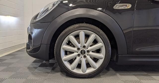 Metallic Gebraucht 2019 Mini Cooper S Chili Kleinwagen | 20.100 € (Etwas zu teuer) - Bild 1/1