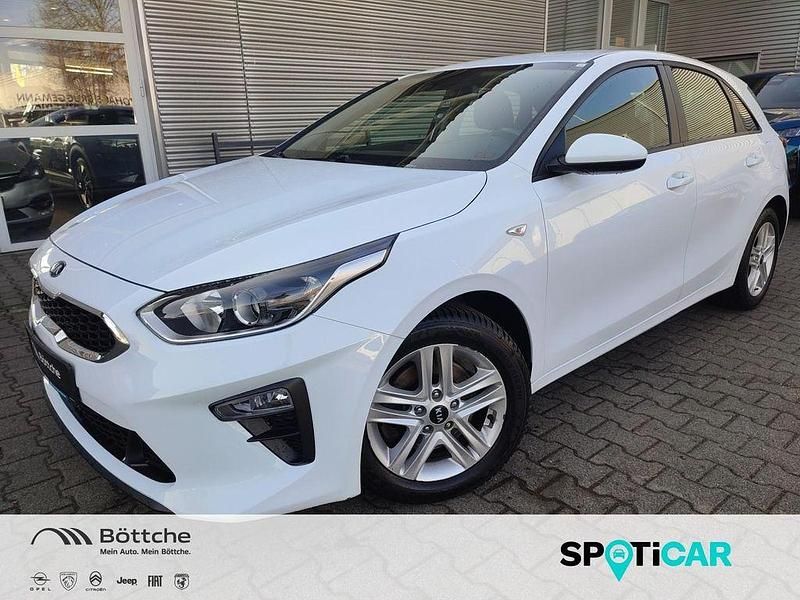 Gebraucht Kia Ceed Edition 7 101 PS (74 kW) 2021 Weiß Kleinwagen