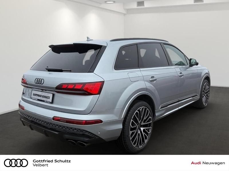 Neu Audi SQ7 Sport 507 PS (372 kW) 2026 Silber SUV