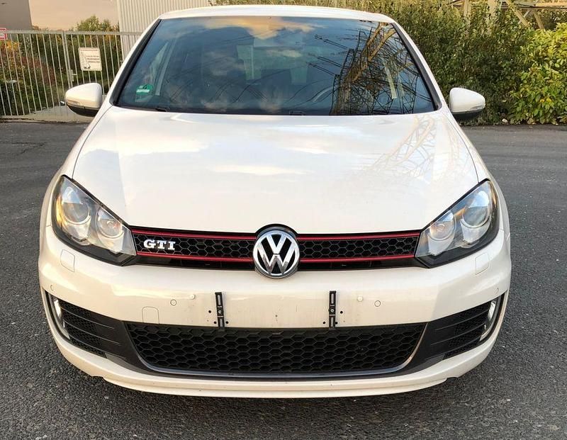 Weiß Gebraucht 2009 VW Golf VI GTI Limousine | 9.500 € (Fairer Preis) - Bild 1/4