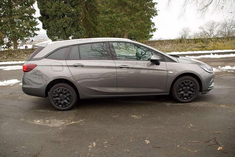 Gebraucht Opel Astra Dynamic 125 PS (91 kW) 2018 Kombi