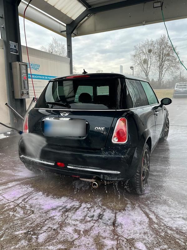 Gebraucht Mini ONE 90 PS (66 kW) 2006 Schwarz Kleinwagen