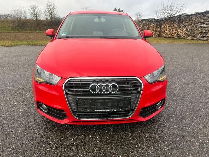 Gebraucht Audi A1 Ambition 86 PS (63 kW) 2013 Rot Kleinwagen