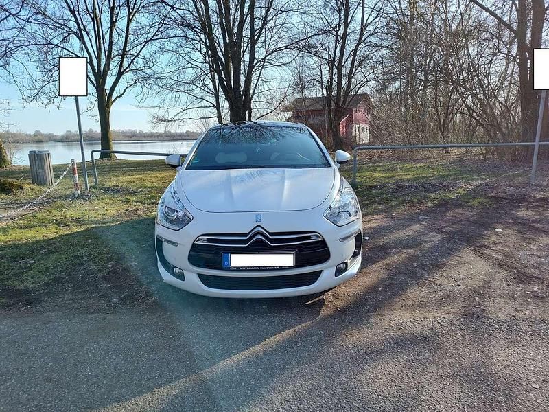 Gebraucht Citroën DS5 Sport Chic 200 PS (147 kW) 2012 Weiß Kleinwagen