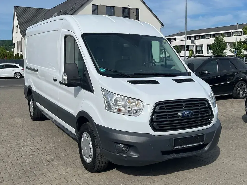 Gebraucht Ford Transit 170 PS (125 kW) 2019 Weiß Van / Kleinbus