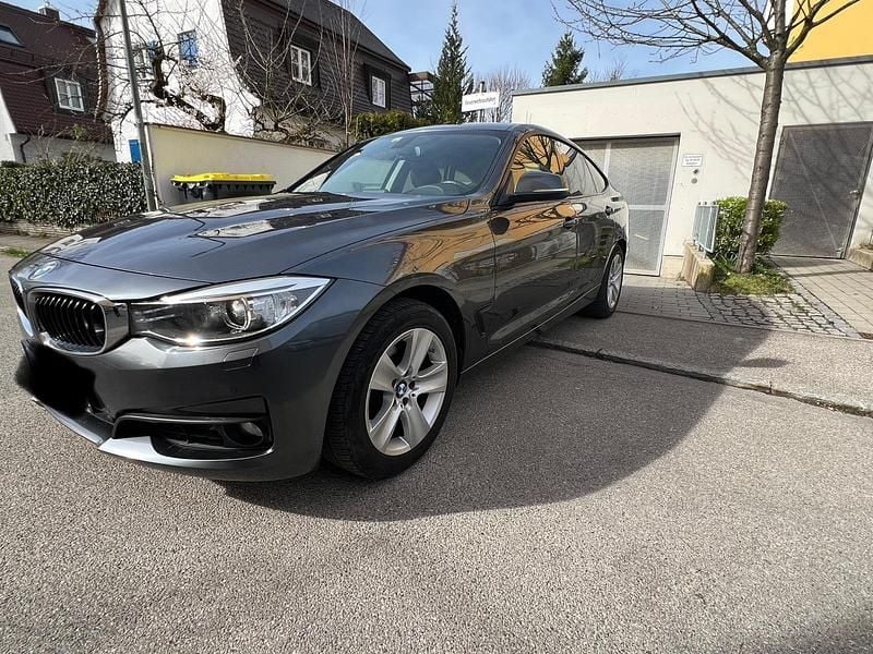 Gebraucht BMW 320 Gran Turismo 190 PS (139 kW) 2014 Grau Limousine