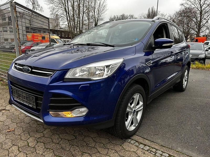 Blau Gebraucht 2015 Ford Kuga Titanium SUV | 8.990 € (Guter Preis) - Bild 1/4