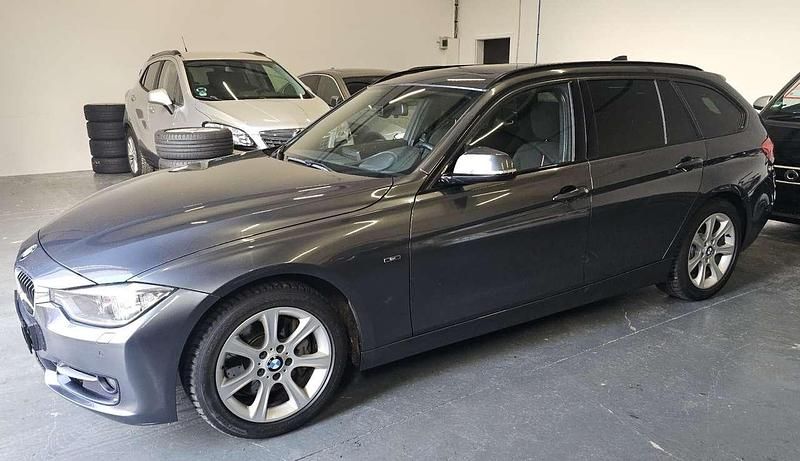 Gebraucht BMW 330 M Performance 286 PS (210 kW) 2013 Mineralgrau metallic Kombi