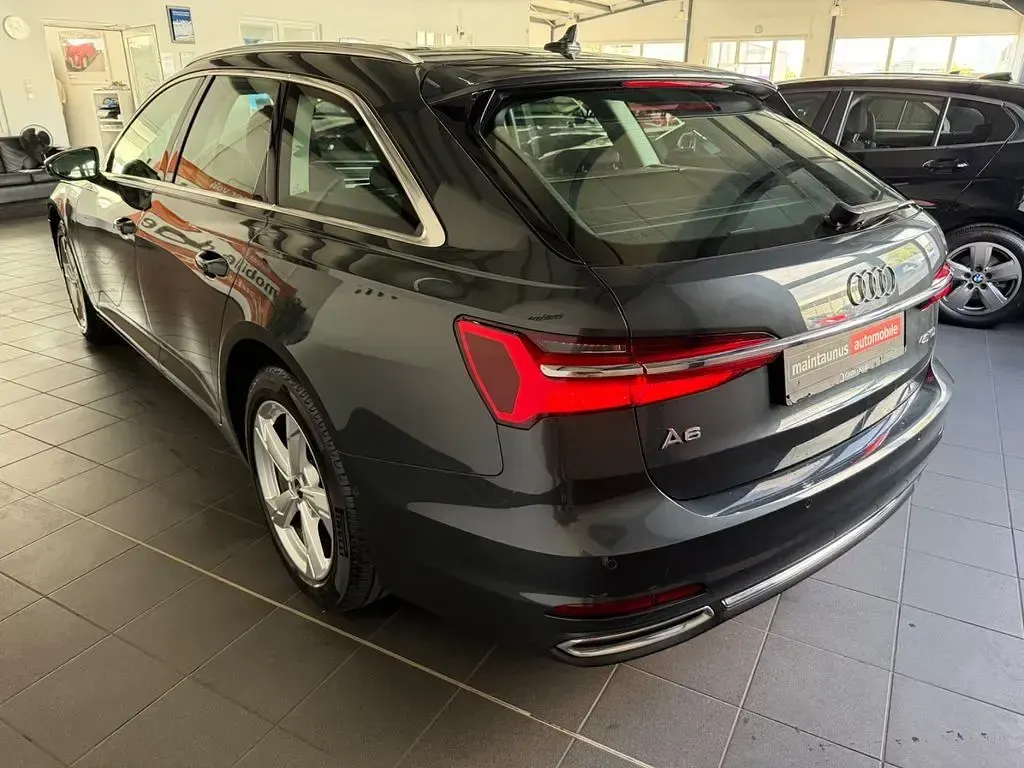 Gebraucht Audi A6 Sport 204 PS (150 kW) 2023 Grau Kombi