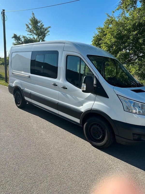 Second-hand Ford Transit 170 CP (125 kW) 2019 Alb Monovolum