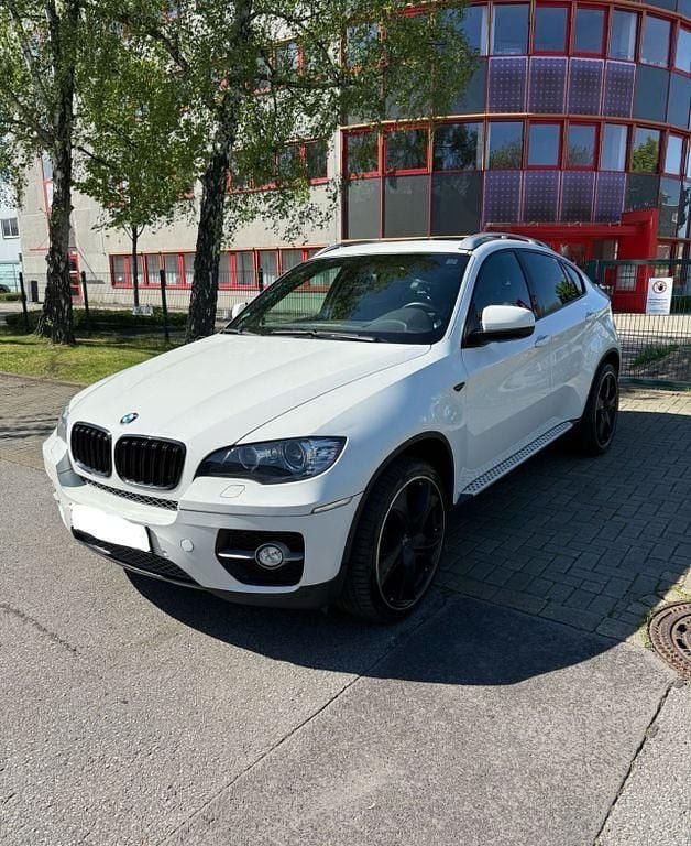 Weiß Gebraucht 2010 BMW X6 M Sport SUV | 16.500 € (Etwas zu teuer) - Bild 1/4