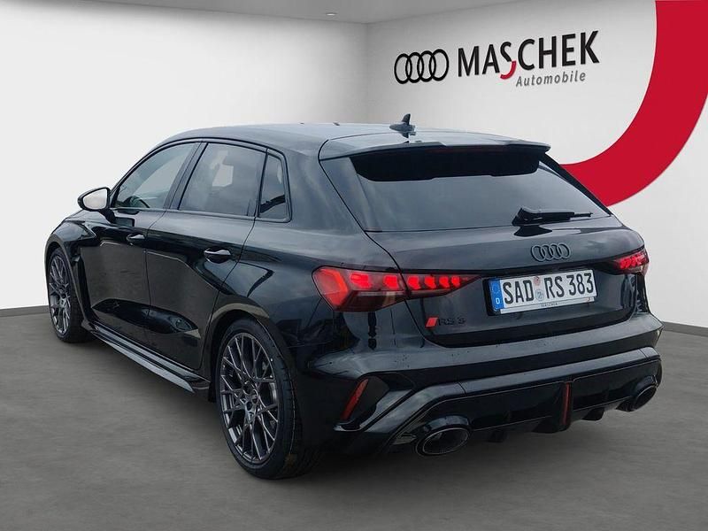 Gebraucht Audi RS3 Sport 400 PS (294 kW) 2026 Mythosschwarz metallic Limousine