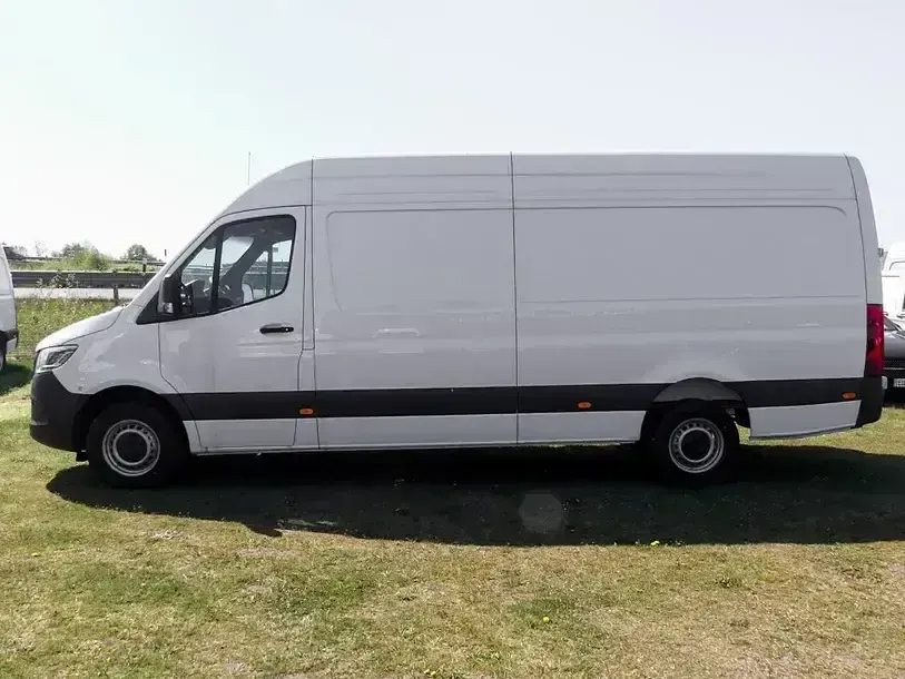 Nowe Mercedes Sprinter 190 KM (139 kW) 2026 Biały Van