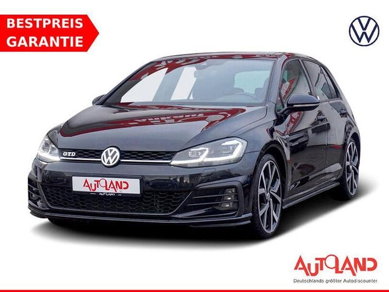 Schwarz (metallic) Gebraucht 2017 VW Golf VII GTD Limousine | 18.990 € (Etwas zu teuer) - Bild 1/4