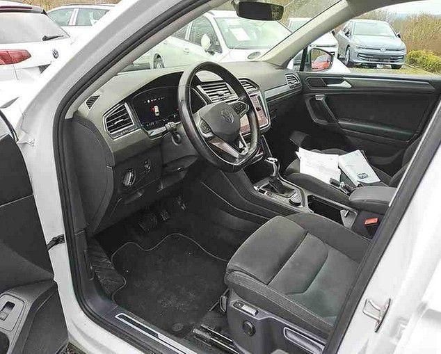 Gebraucht VW Tiguan Allspace Elegance 200 PS (147 kW) 2022 Pure white SUV