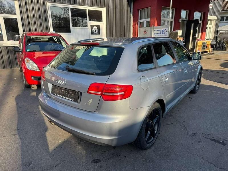 Gebraucht Audi A3 S-Line 125 PS (91 kW) 2009 Monzasilber metallic Kleinwagen