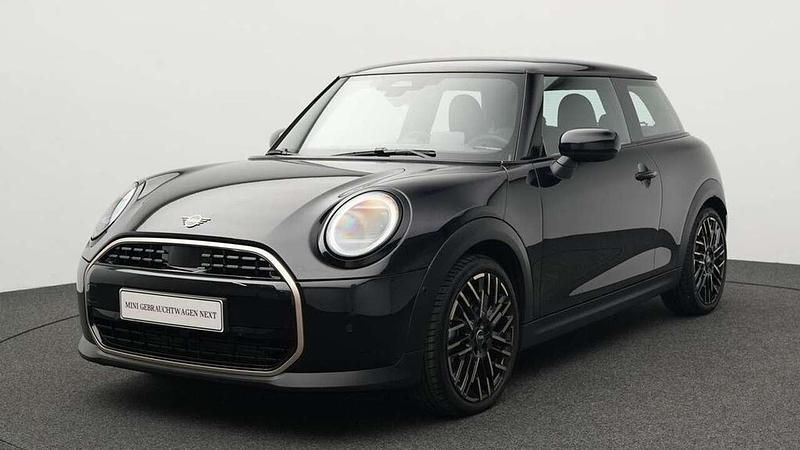 Schwarz Gebraucht 2024 Mini Cooper Favoured Kleinwagen | 26.850 € (Fairer Preis) - Bild 1/4