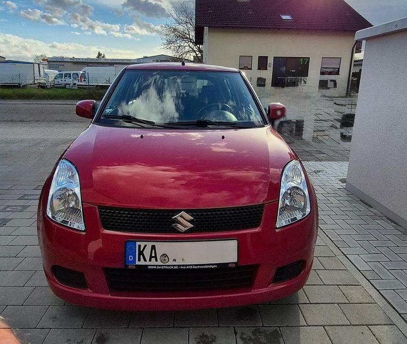 Gebraucht Suzuki Swift 92 PS (67 kW) 2005 Rot Kleinwagen