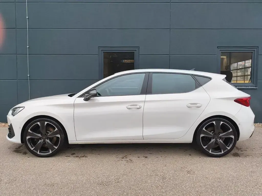 Gebraucht Cupra Leon VZ 245 PS (180 kW) 2023 Weiss Limousine