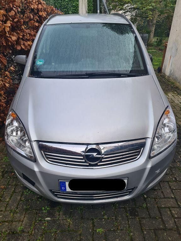 Gebraucht Opel Zafira 140 PS (102 kW) 2009 Silber Van / Kleinbus