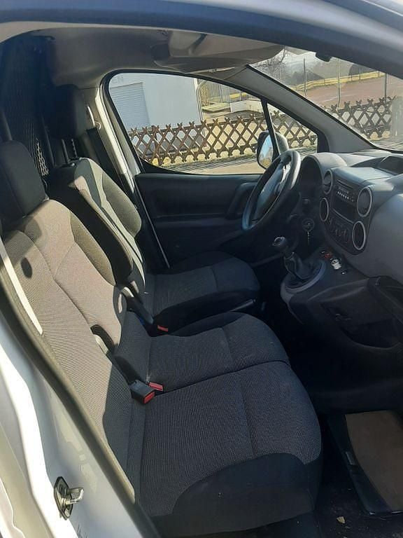 Gebraucht Peugeot Partner 82 PS (60 kW) 2018 Van / Kleinbus