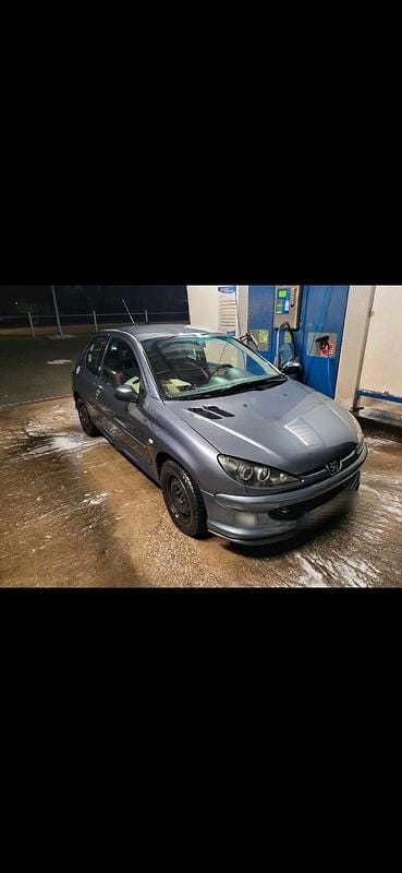 Gebraucht Peugeot 206 109 PS (80 kW) 2006 Grau Limousine