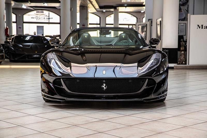 Gebraucht Ferrari 812 799 PS (587 kW) 2022 Schwarz Cabrio