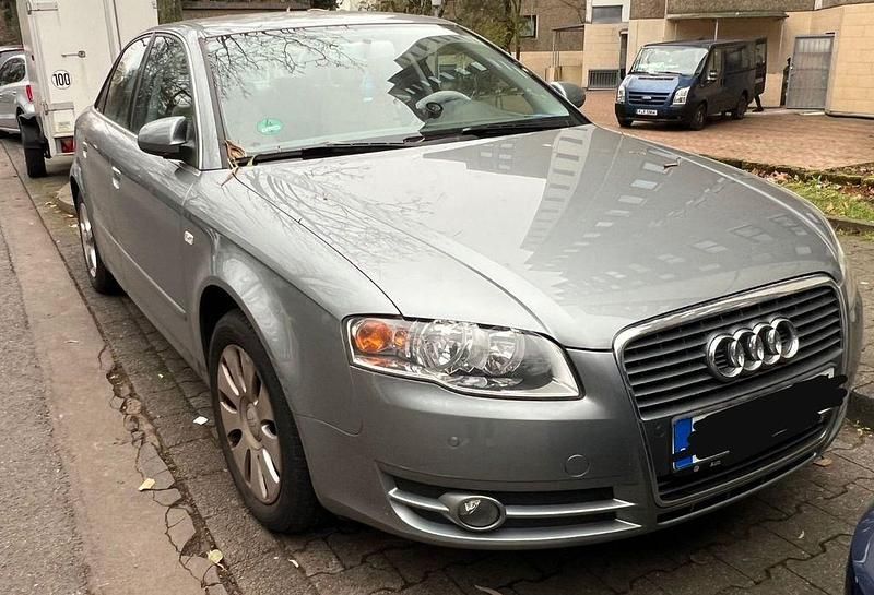 Silber Gebraucht 2006 Audi A4 Limousine | 4.499 € (Fairer Preis) - Bild 1/4