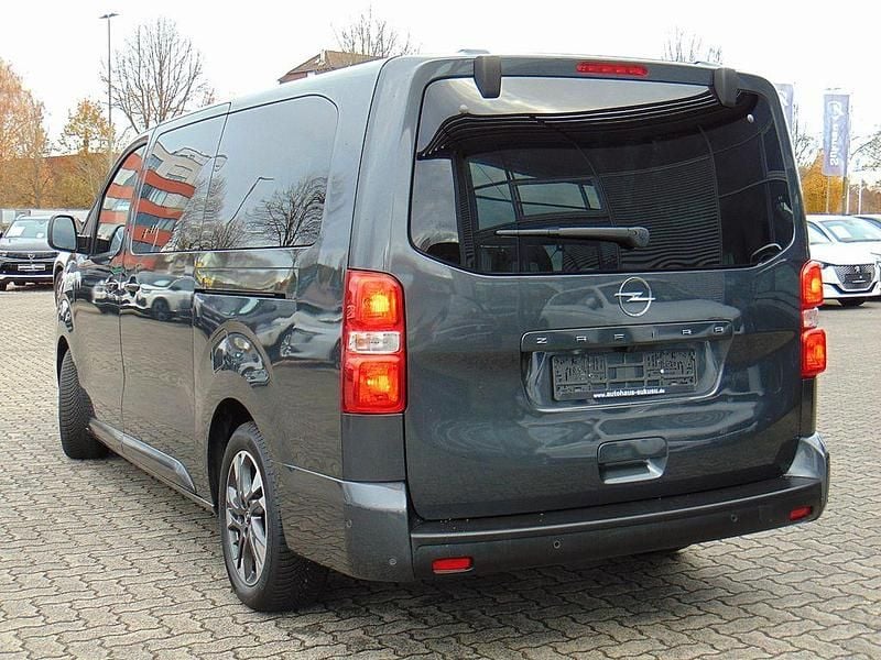 Gebraucht Opel Zafira Life Edition 177 PS (130 kW) 2024 Grau Van / Kleinbus