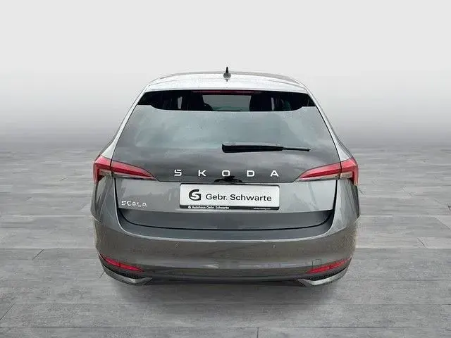 Gebraucht Skoda Scala Selection 116 PS (85 kW) 2025 Grau Kleinwagen