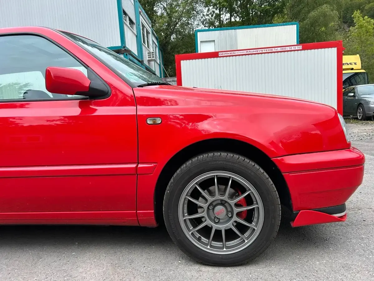 Gebraucht VW Golf III 75 PS (55 kW) 1997 Rot Kleinwagen