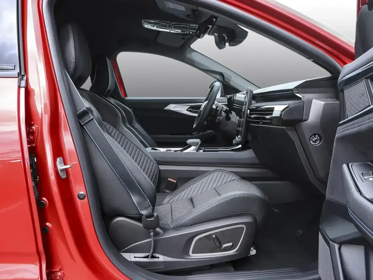 Neu Renault Austral Esprit Alpine 200 PS (147 kW) 2026 Rot/rot SUV